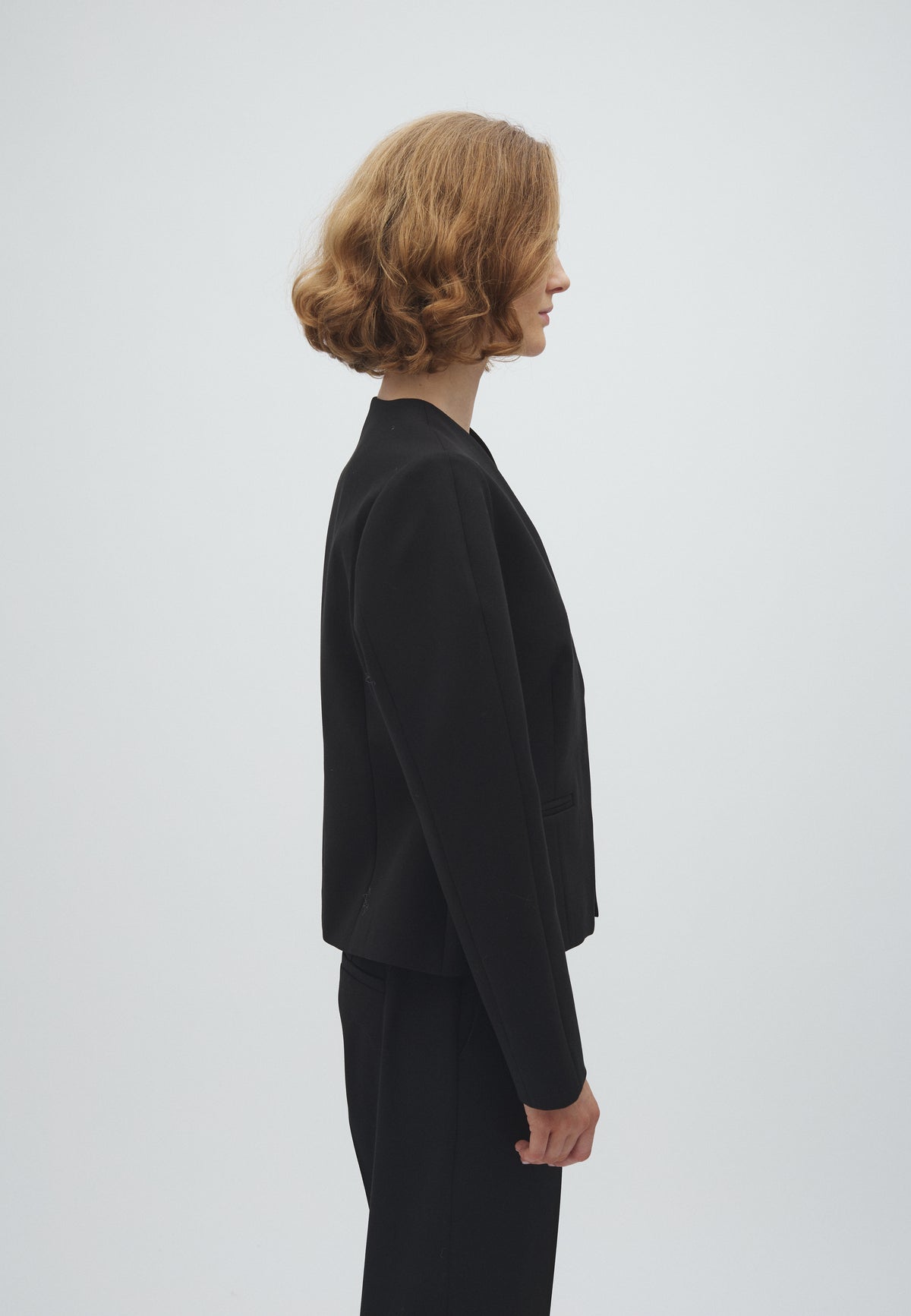 Marimelle-M_Black_Model_4